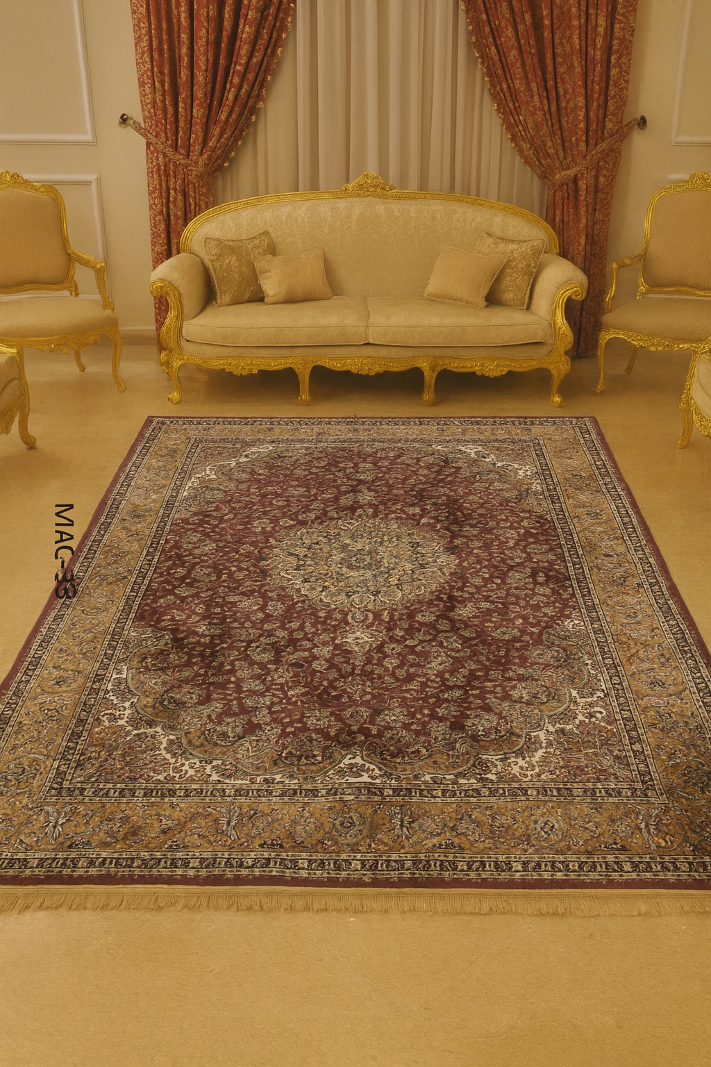 Kashmiri Persian Design Carpet For Living Room Bedroom And For Hall | Machine Woven Designer Anti Skid Carpets